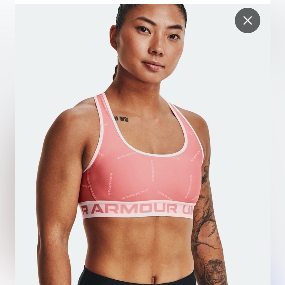 Under armour sports bra with logo and band XL